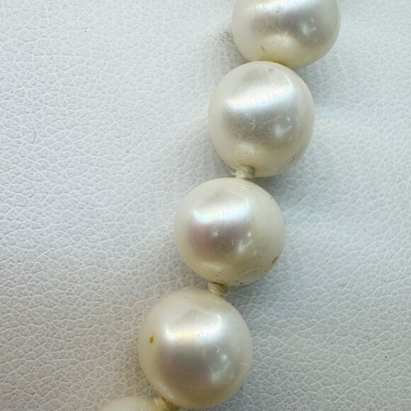 Freshwater Pearl Necklace 17” Classic Minimalist Classy Bridal Wedding - Picture 5 of 9